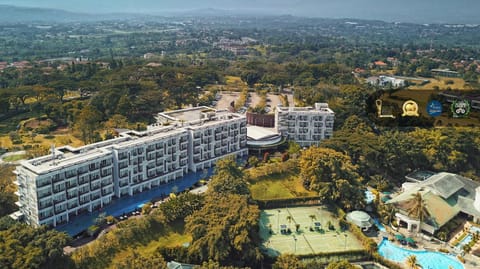 Property building, Day, Bird's eye view, On site, Landmark view