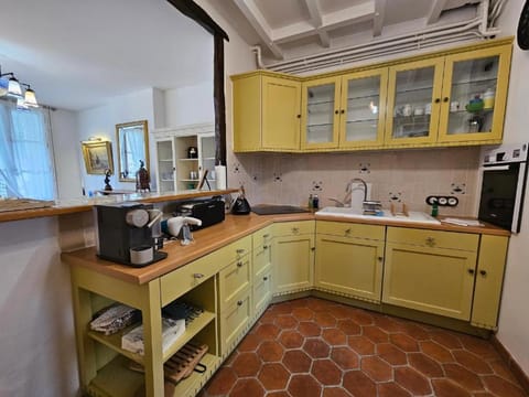 Soleil du Matin House in Étretat