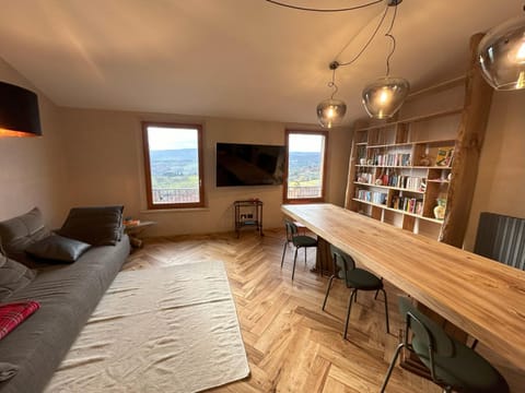 Communal lounge/ TV room, Seating area