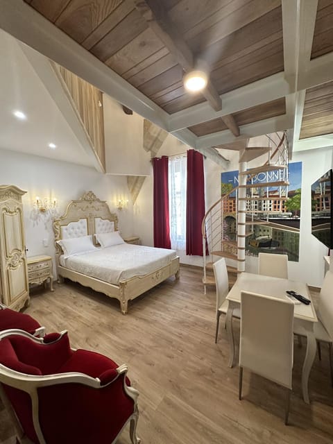 Living room, Photo of the whole room
