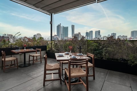 View (from property/room), Balcony/Terrace