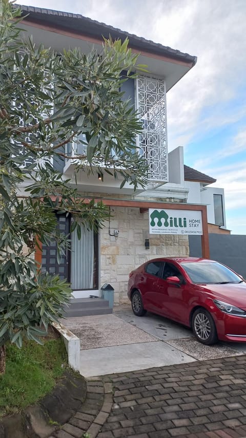 Property building, Day, Parking