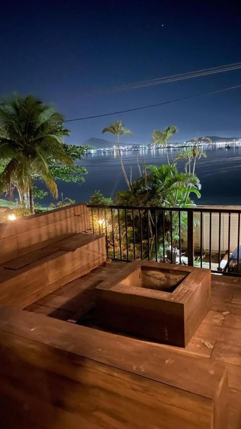 Porto dos Milagres Sunset Apartment in São Pedro da Aldeia