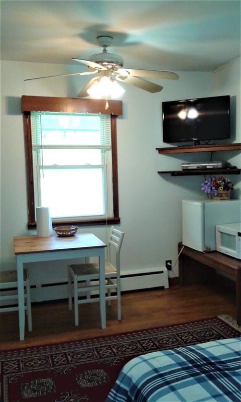 Black Bear Lodge Motel in Capital District, NY, USA