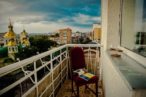 Balcony/Terrace, City view