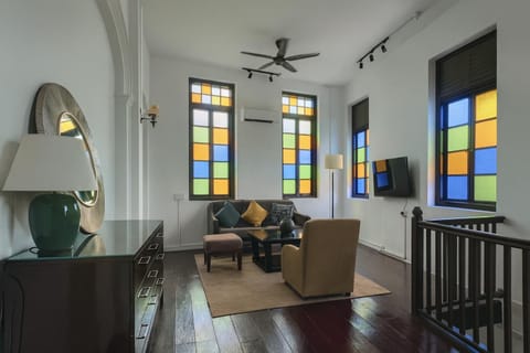 Communal lounge/ TV room