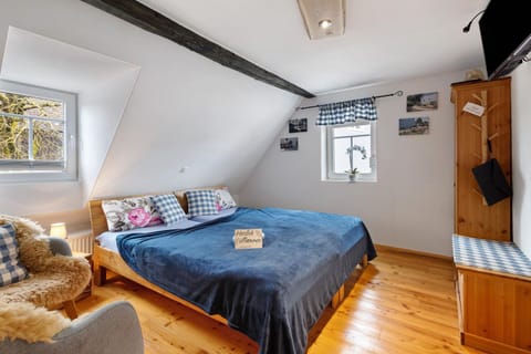 Property building, Living room, Bedroom