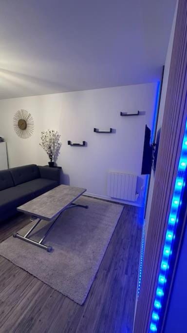 Appartement avec terrasse Apartment in Centre-Val de Loire