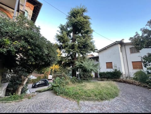 BG Central Lord Suite con parcheggio - Vista Città Alta Apartment in Bergamo