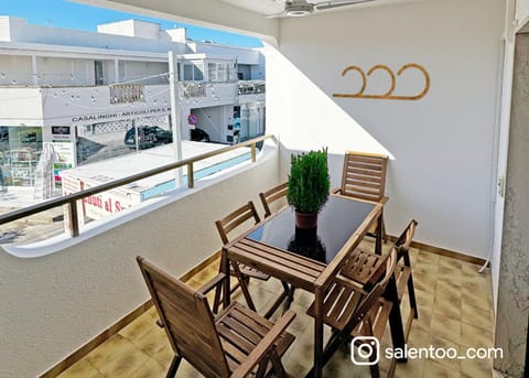 Patio, Day, View (from property/room), Balcony/Terrace, Living room, Seating area, Dining area