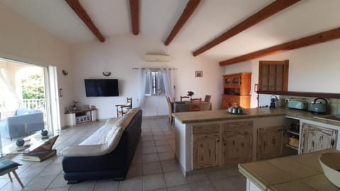 Villa T4 à Campomoro corse du sud, 800m plage Villa in Propriano