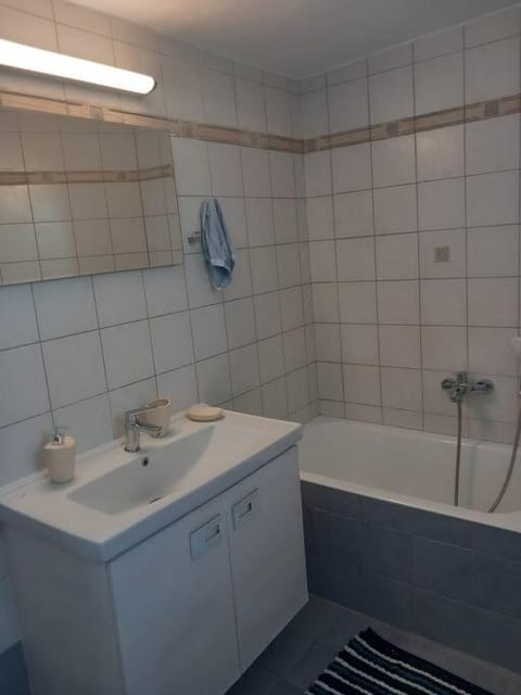 Mariam House Apartment in Paros