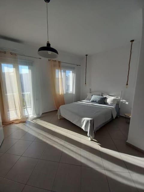 Mariam House Apartment in Paros