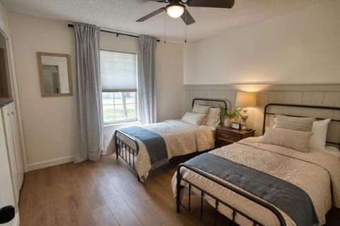 Southern Travel - Charming 3 Bedroom Apartment in Georgia