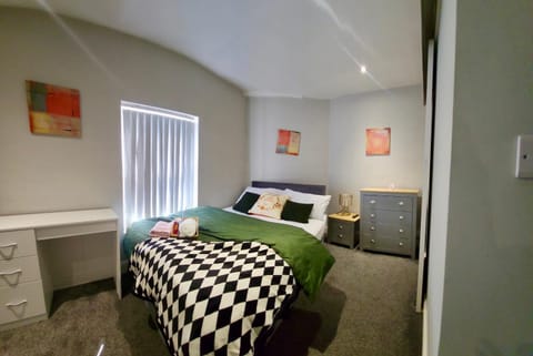 Beautiful Double Bedroom Apartment in Liverpool