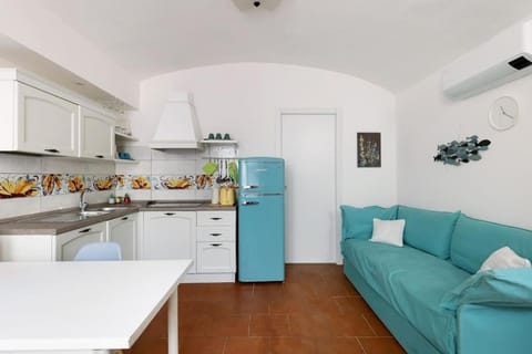 Casa De' Castagnoli, AC/Wifi Apartment in Bologna