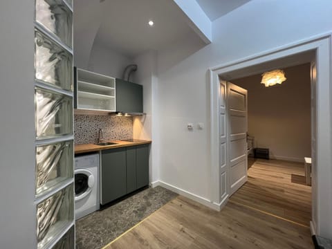 Kitchen or kitchenette, stove