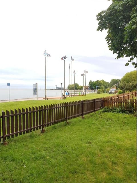 Pasakų Namelis su vaizdu į Kuršių Marias Apartment in Klaipėda County, Lithuania