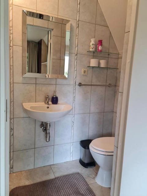 Pasakų Namelis su vaizdu į Kuršių Marias Apartment in Klaipėda County, Lithuania