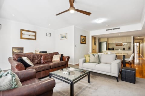 Lounge or bar