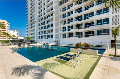 Property building, Swimming pool