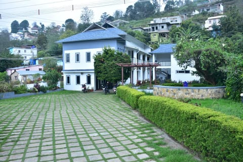 Property building, Garden view