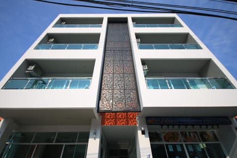 Property building, Facade/entrance