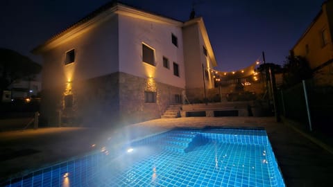 Property building, Night, Pool view, Swimming pool