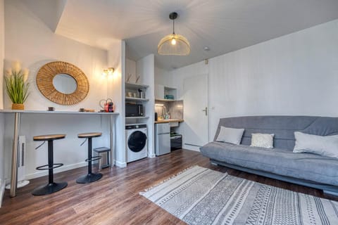 Kitchen or kitchenette, Living room, Seating area, Dining area, dishwasher, minibar, oven, pet friendly, stove, washing machine, dryer
