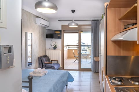 Kosmos Service Apartment Beautiful Studio 3 Apartment in Thessaloniki