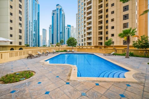 Prime Spacious 5 plus 1 BR Apt on JBR Beach near Metro ,Walk to The Mall, Dining & Entertainment - By Sunkissed Holiday Homes Apartment in Dubai