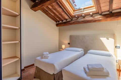 Toro’s home Lucca Apartment in Capannori