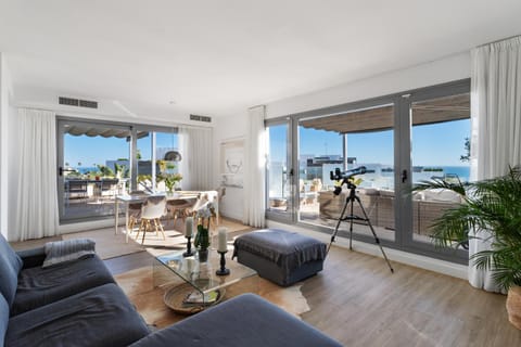 Day, Garden, View (from property/room), Balcony/Terrace, Garden view, Sea view