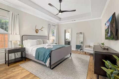 Poolside Place-Game Room-MTB-Friendly House in Rogers