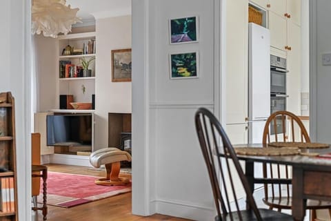 St John's Corner Cottage, Bury St. Edmunds House in Bury Saint Edmunds