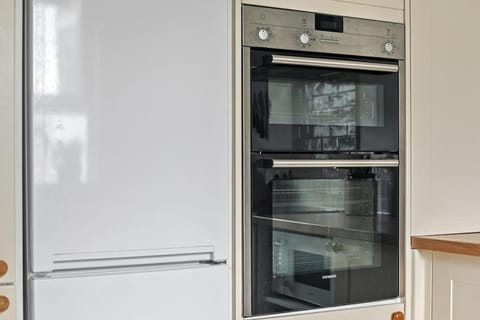 St John's Corner Cottage, Bury St. Edmunds House in Bury Saint Edmunds