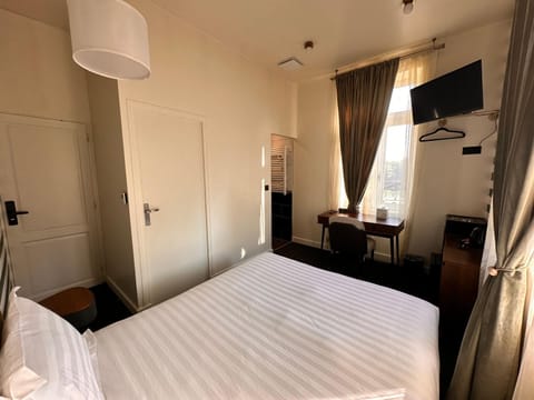 TV and multimedia, Bedroom