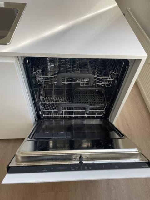 3-bedroom city center w private parking Apartment in Aalborg