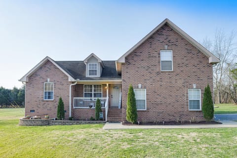 Spacious Lebanon Home with Pool 6 Mi to Downtown! House in Lebanon