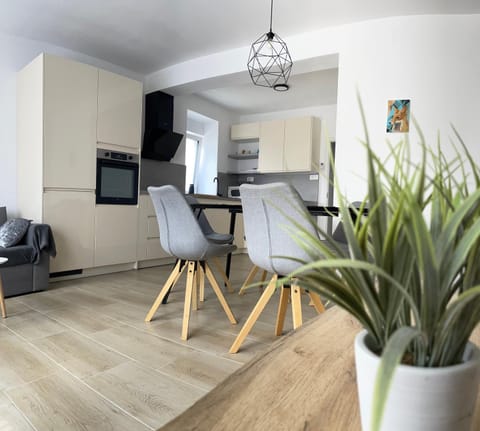 Dining area, stove