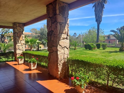 Balcony/Terrace, Garden view