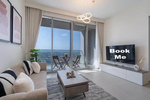 TV and multimedia, Seating area