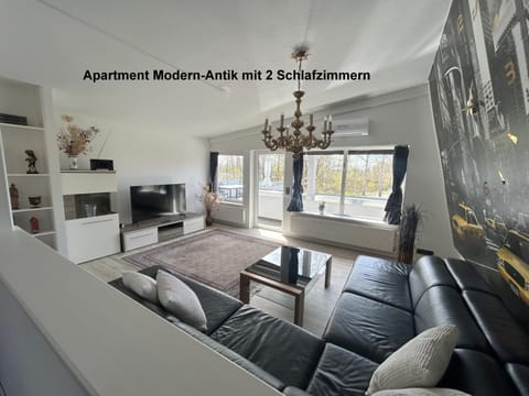 Balcony/Terrace, Living room