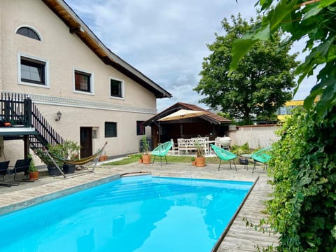 Property building, Swimming pool