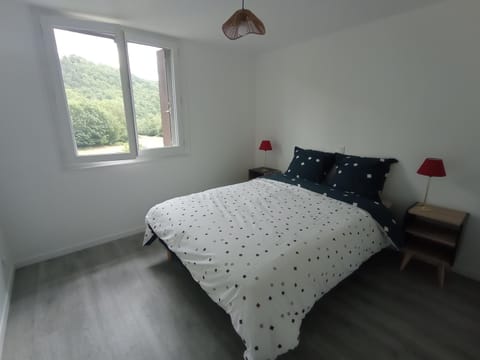 Bed, View (from property/room), Photo of the whole room