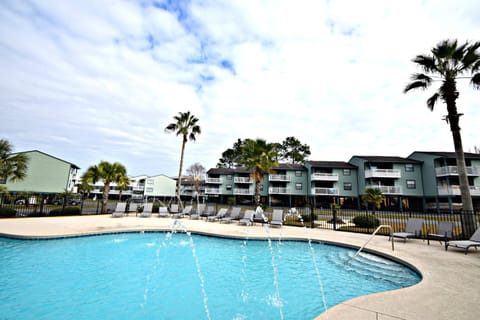 Property building, Pool view, Swimming pool, sunbed