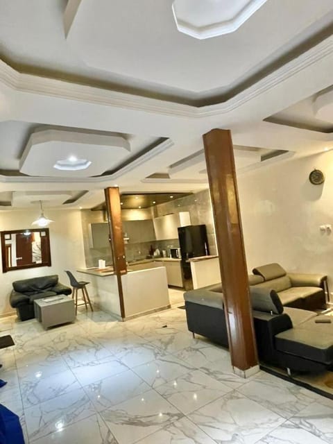 Kitchen or kitchenette, Living room, Seating area