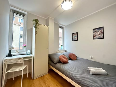 Bed, Photo of the whole room, Bedroom, hair dresser, towels