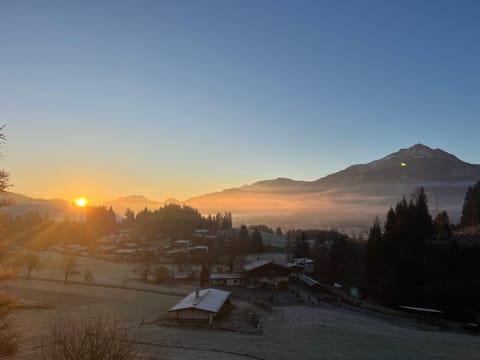 Natural landscape, Mountain view, Sunrise