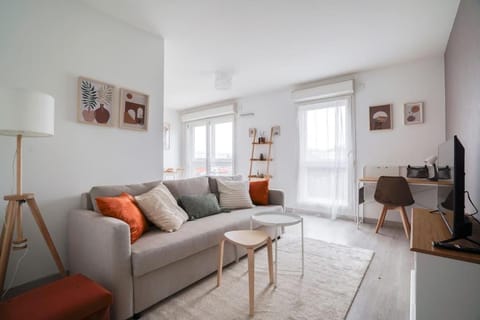 Le Colorful Bohème - proche Paris Apartment in Île-de-France